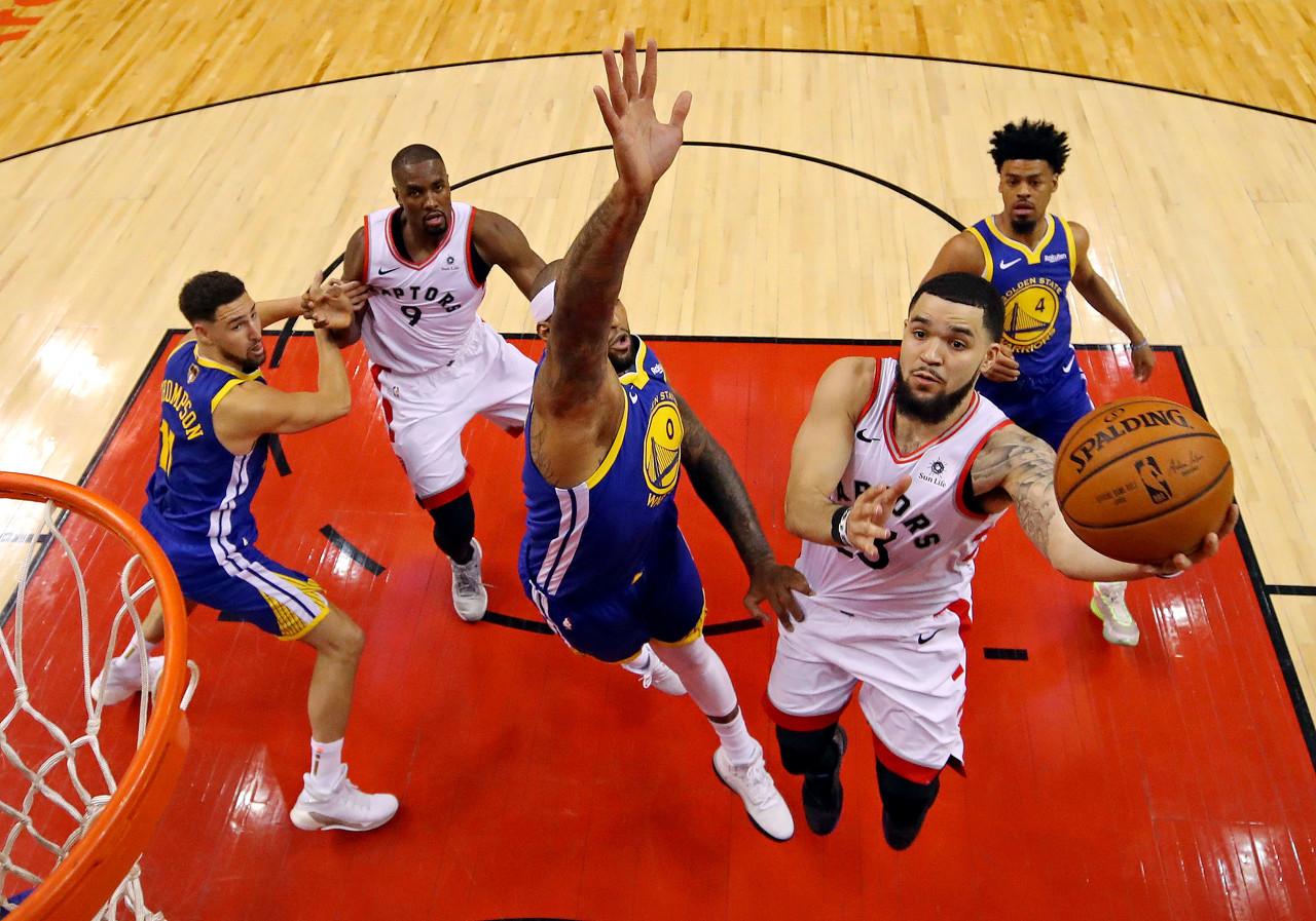 商业胡吹~追梦参加老范播客：伦纳德很强 但勇士输给猛龙是因为你