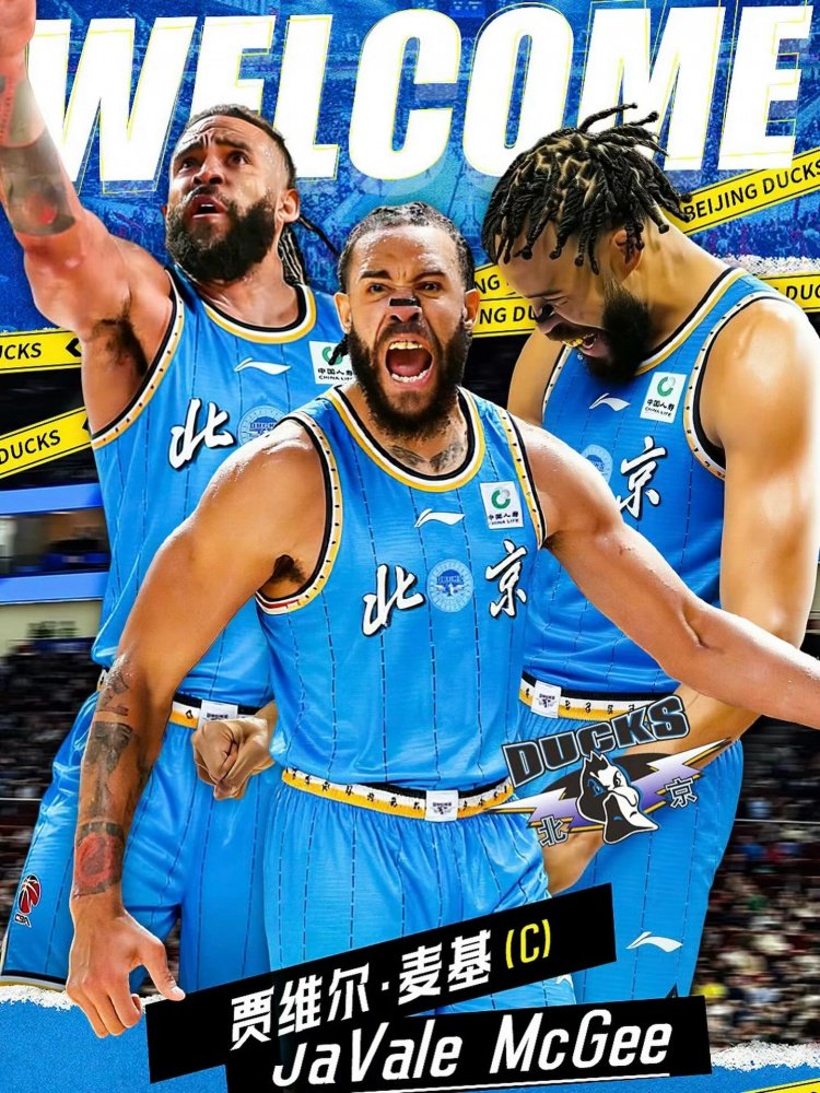 麦基首秀称不上完美但也过得去 命中率不算高 防投射内线束手无策