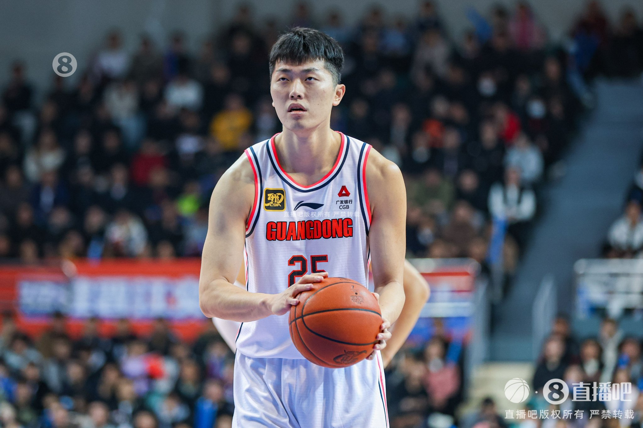 媒体人：若在NBA这种纯商业联盟 张皓嘉这类型球员根本拿不到合同