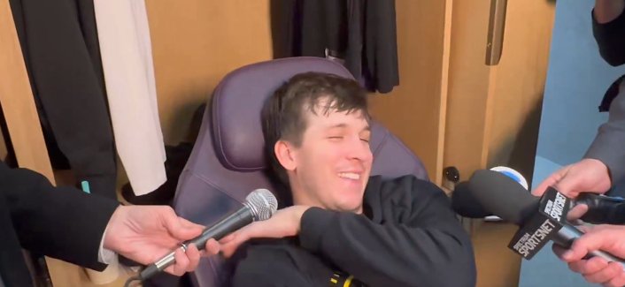 雷迪克说自己多次做到单场多次3+1 里夫斯调侃：没人关心