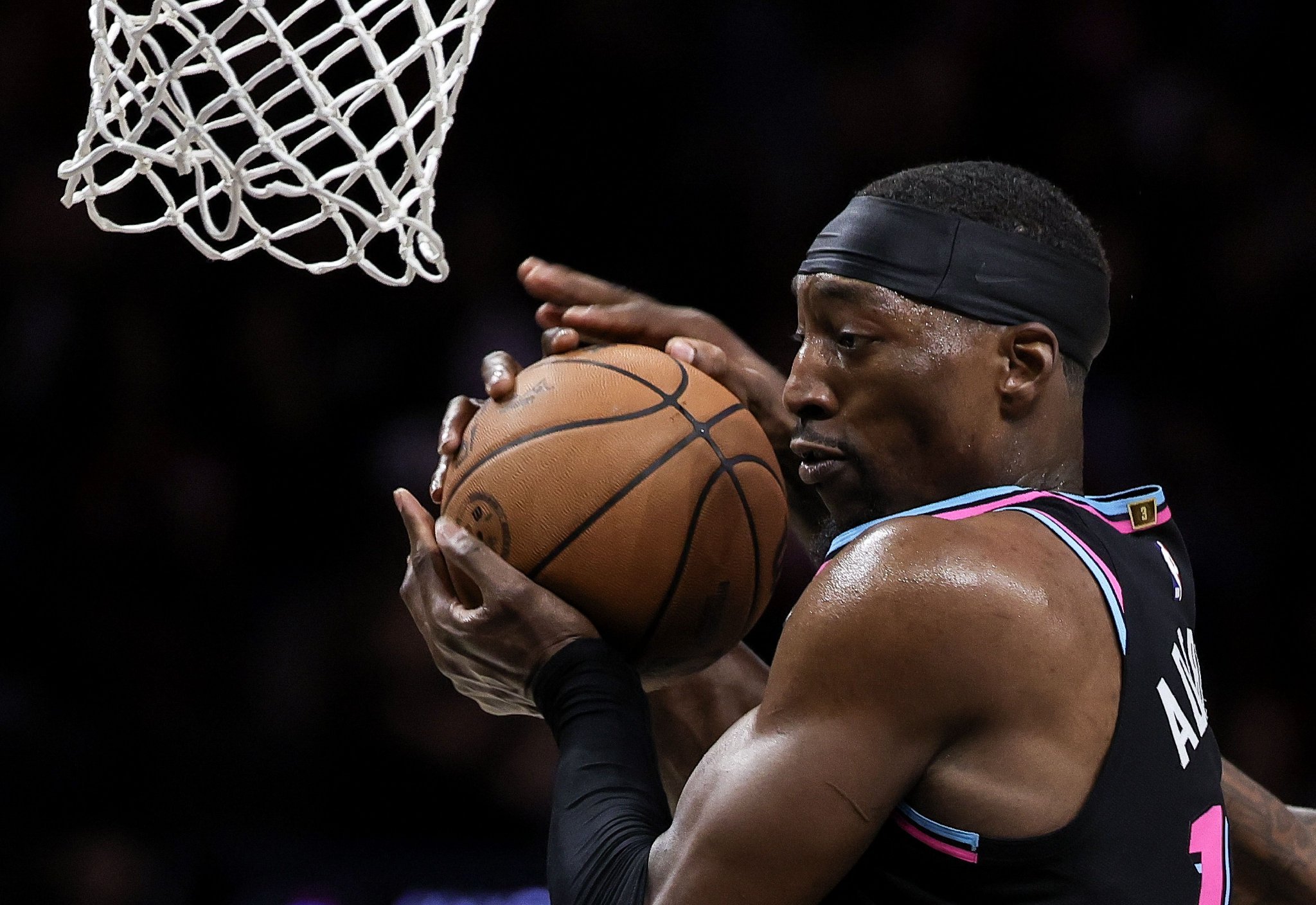 波津：谁能想到阿德巴约83分？反正我是没想到 只是这太疯狂了