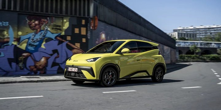 ▲ 欧洲街道上的比亚迪