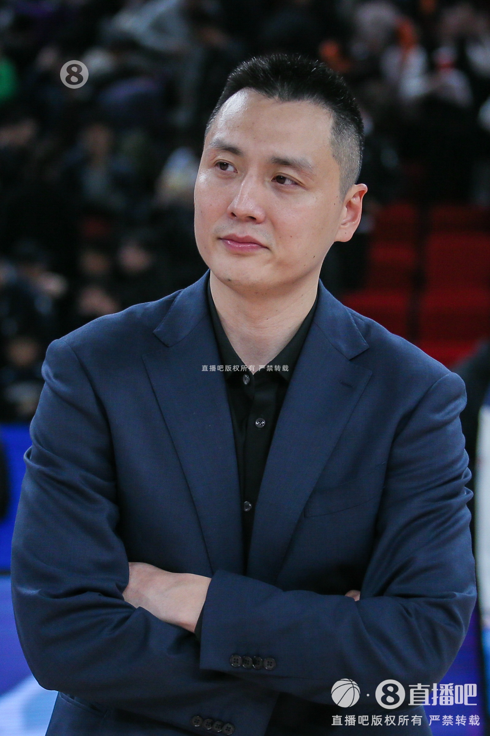 卢伟：李添荣复出 有很完美的表现 洛夫顿最近的情绪控制也很好