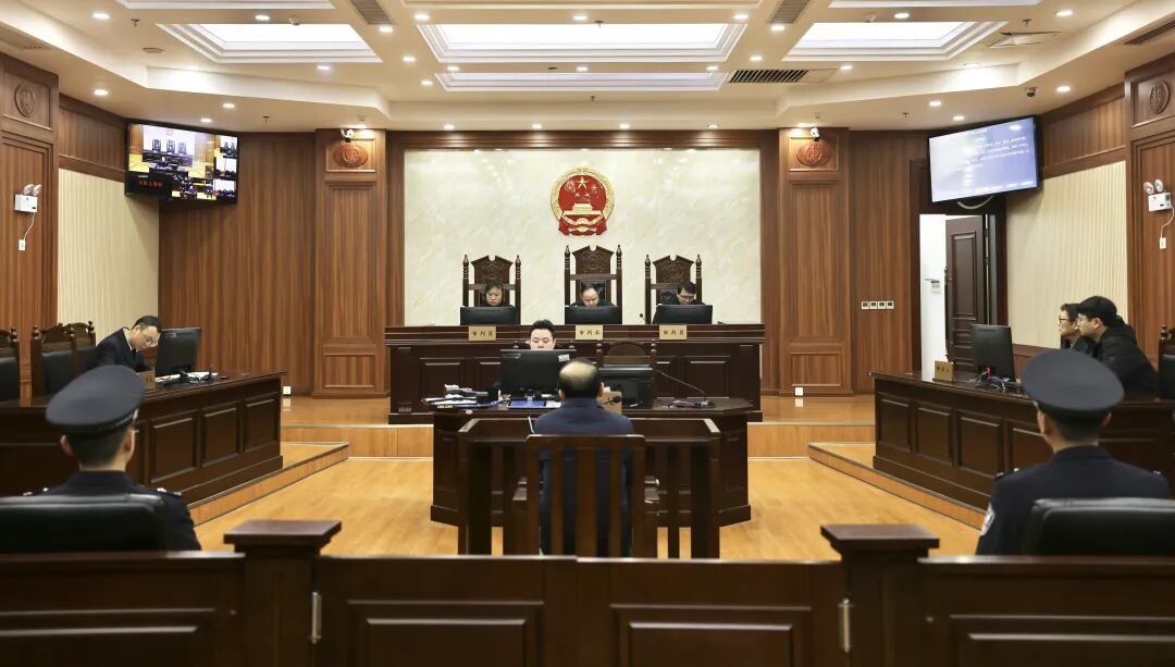 贵州磷化（集团）有限责任公司原党委委员、副总经理邓竹林受贿案一审宣判