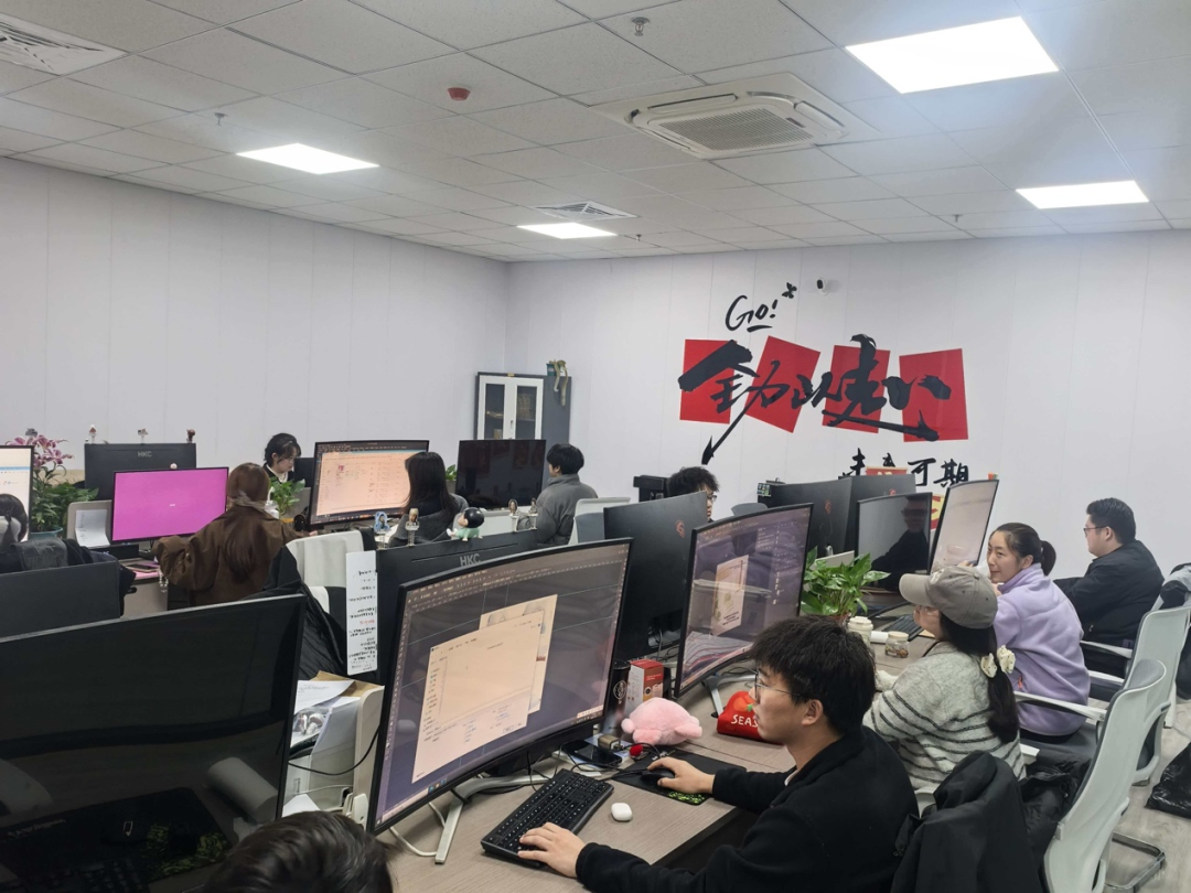 冯晶的公司团队