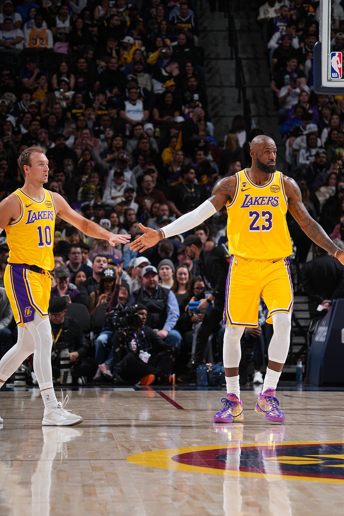 詹姆斯：每场比赛都很重要 你可以为季后赛打造习惯和化学反应