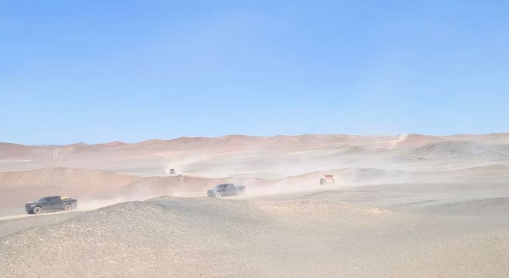 民警劝返罗布泊无人区穿越车队，生命禁区绝非“猎奇专区”