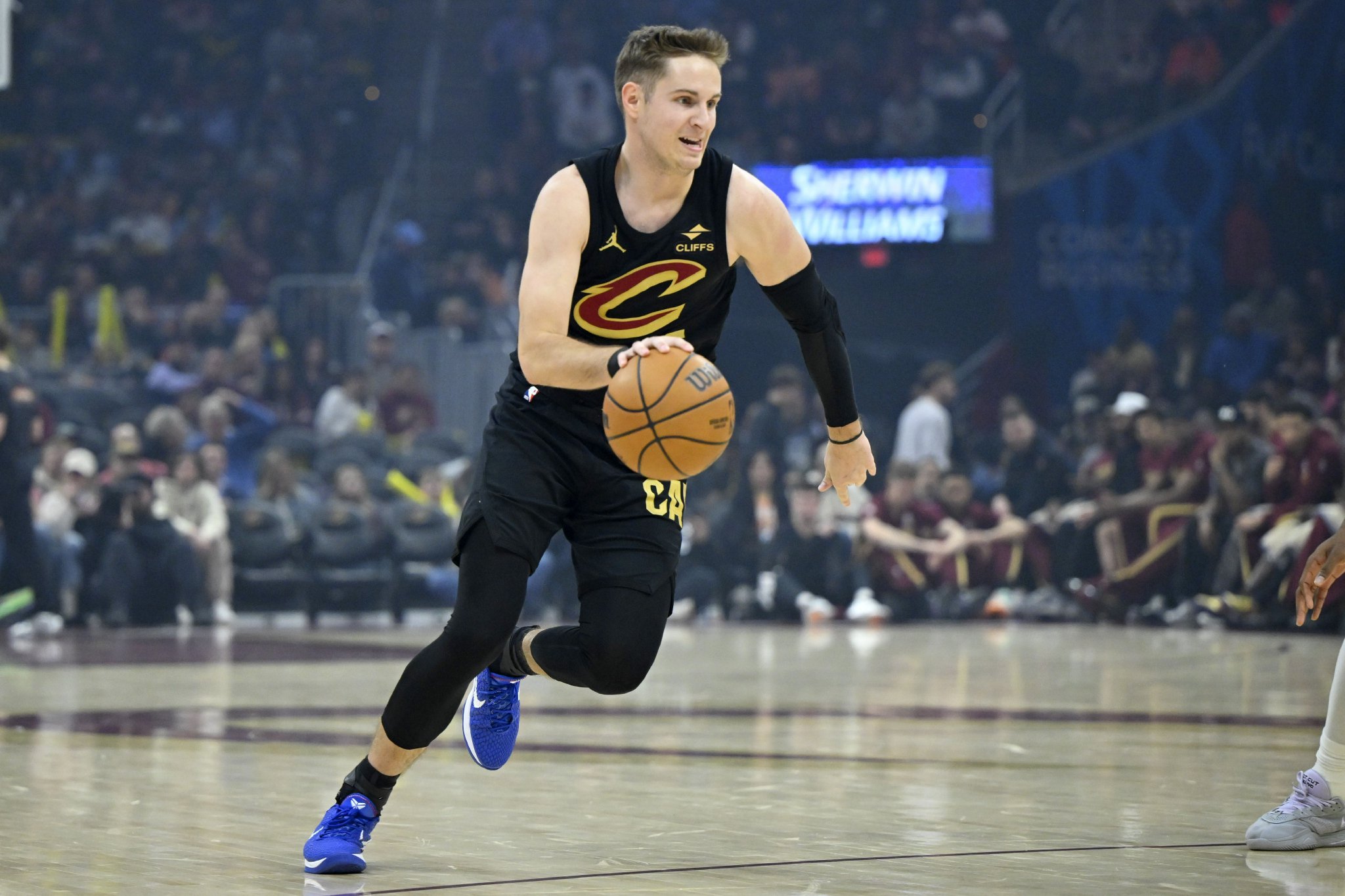 骑士客场挑战独行侠 梅里尔与阿伦缺席 哈登可以出战！