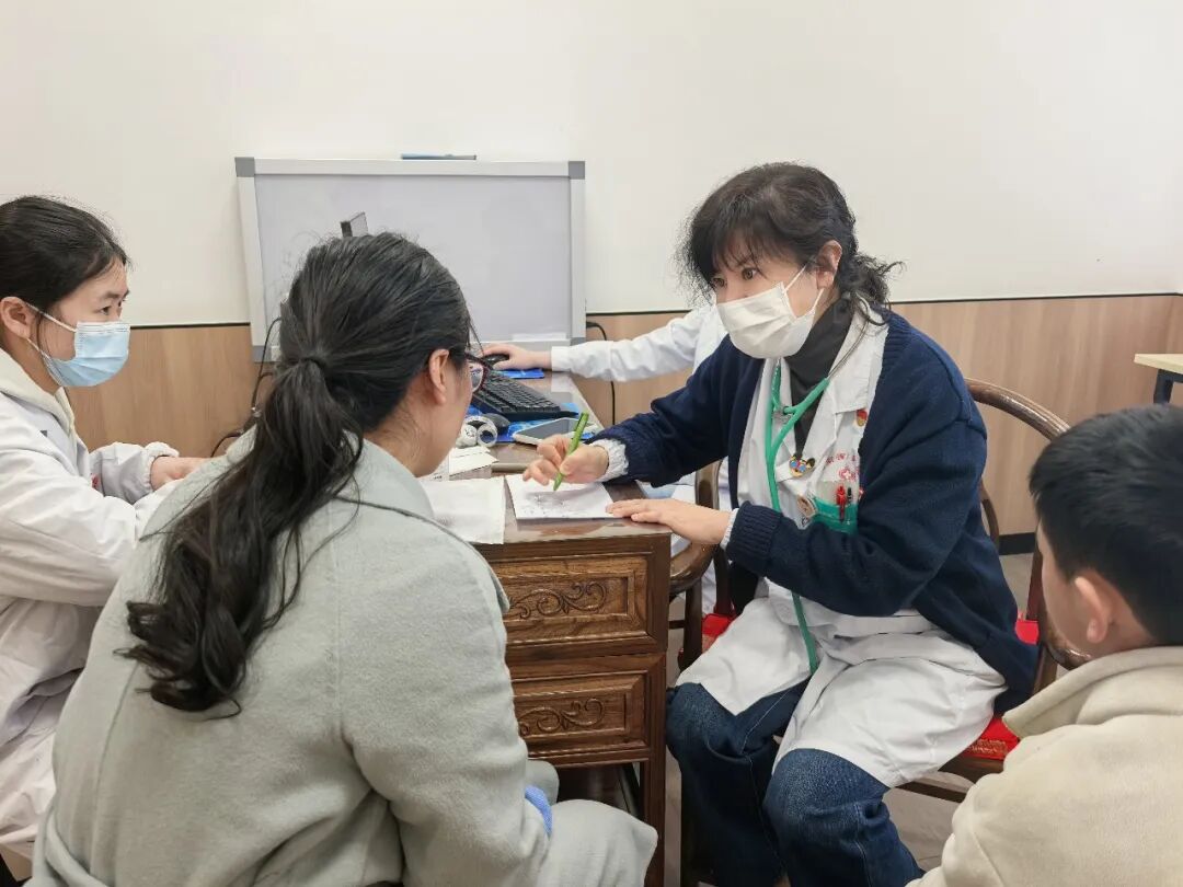 包含中国医学科学院整形外科医院住院办理陪诊挂号多科室就诊合理规划，高效完成所有诊疗的词条