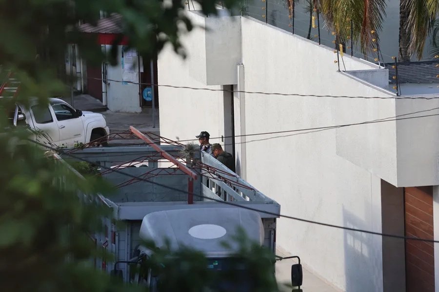 玻利维亚安全部队抓获被多国通缉的毒枭