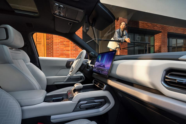 此外，钛3闪充版还为用户提供了四大安全黑科技的顶级保护。