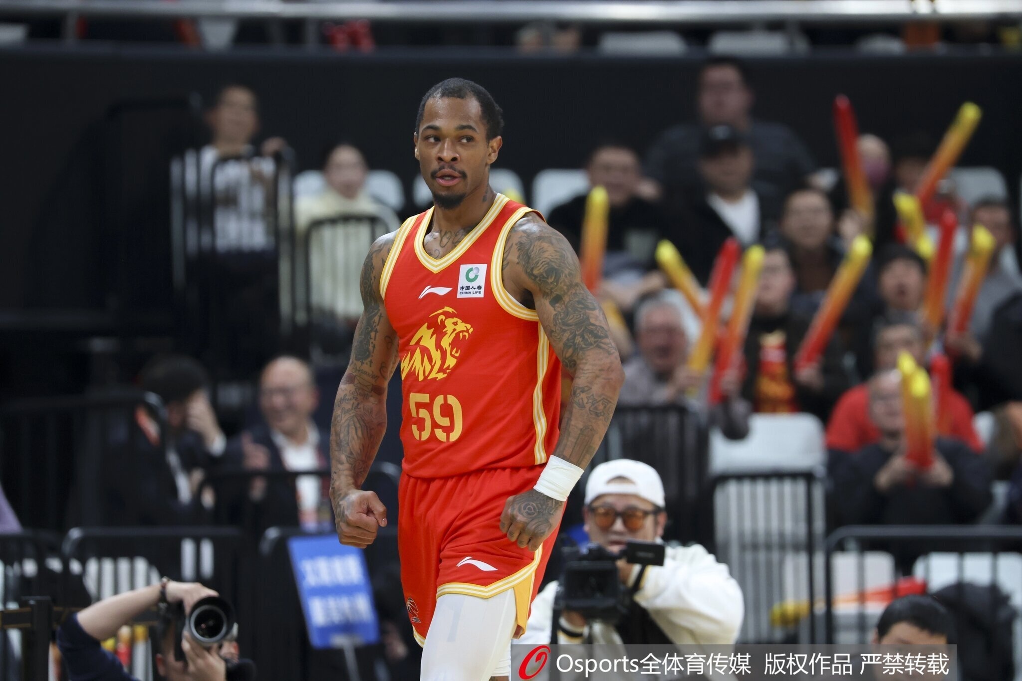 差距不小！半场广厦罚球17中15 宁波全队5罚2中