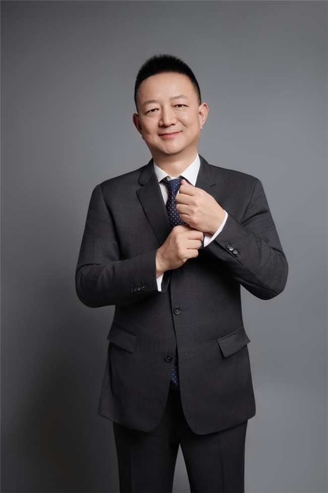 图为王歌飞先生