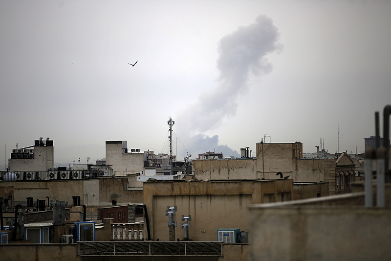 知情人士称美军对伊朗冲突作战规划已包含“退出选项”