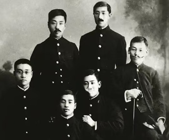 作家贝拉在日本翻译藤野先生追忆学生鲁迅的散文，百年师生情再现|周树人|周君|精神|仙台|学校_手机新浪网