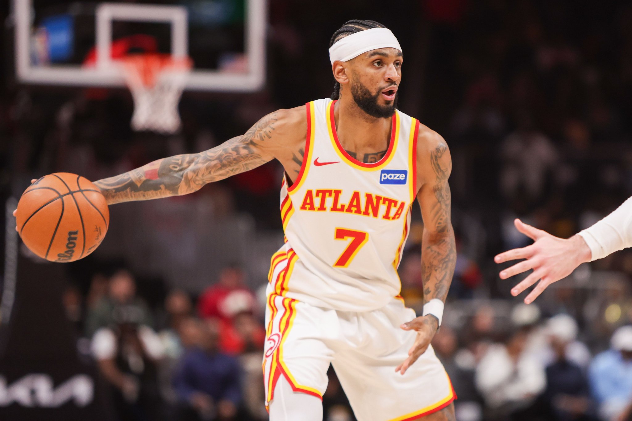 亚历山大-沃克：外界说我们十连胜没含金量 可这都是NBA水准球队