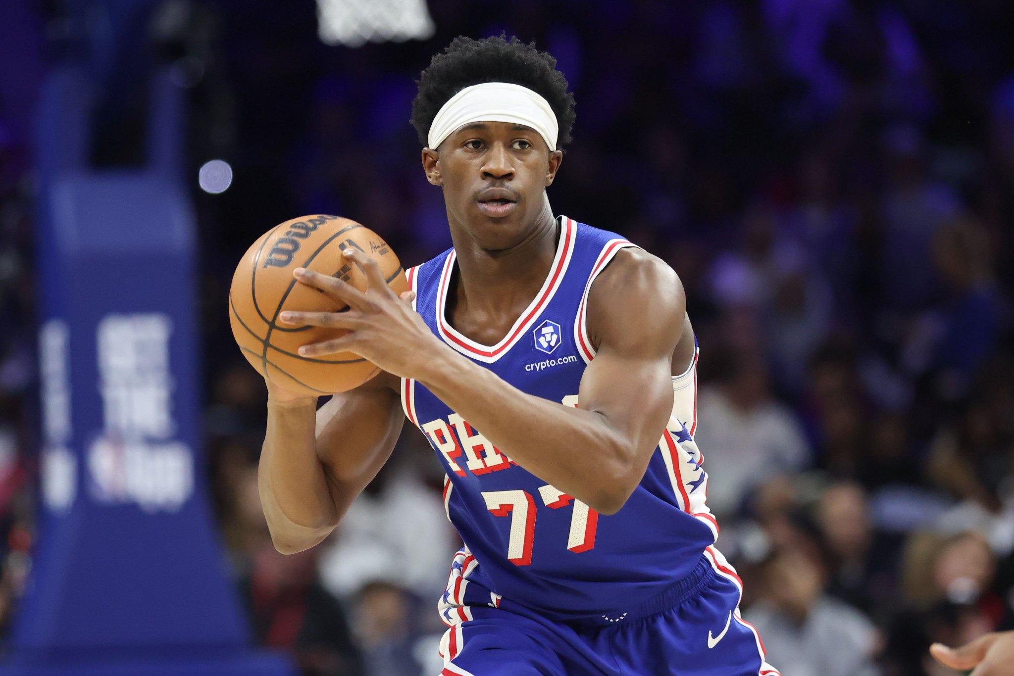 你得支撑起球队！埃奇库姆半场11中3&三分3中0 还出现4犯规