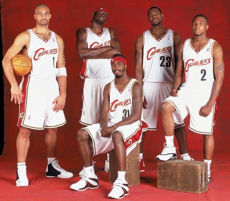 布泽尔：如果詹姆斯下赛季还打 他就将和我儿子同场竞技了