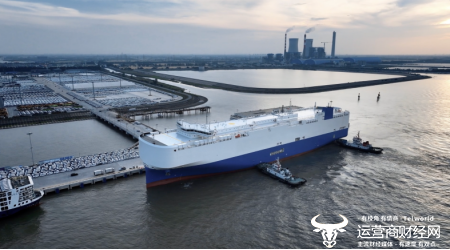 奇瑞出海车辆准备登船发往海外