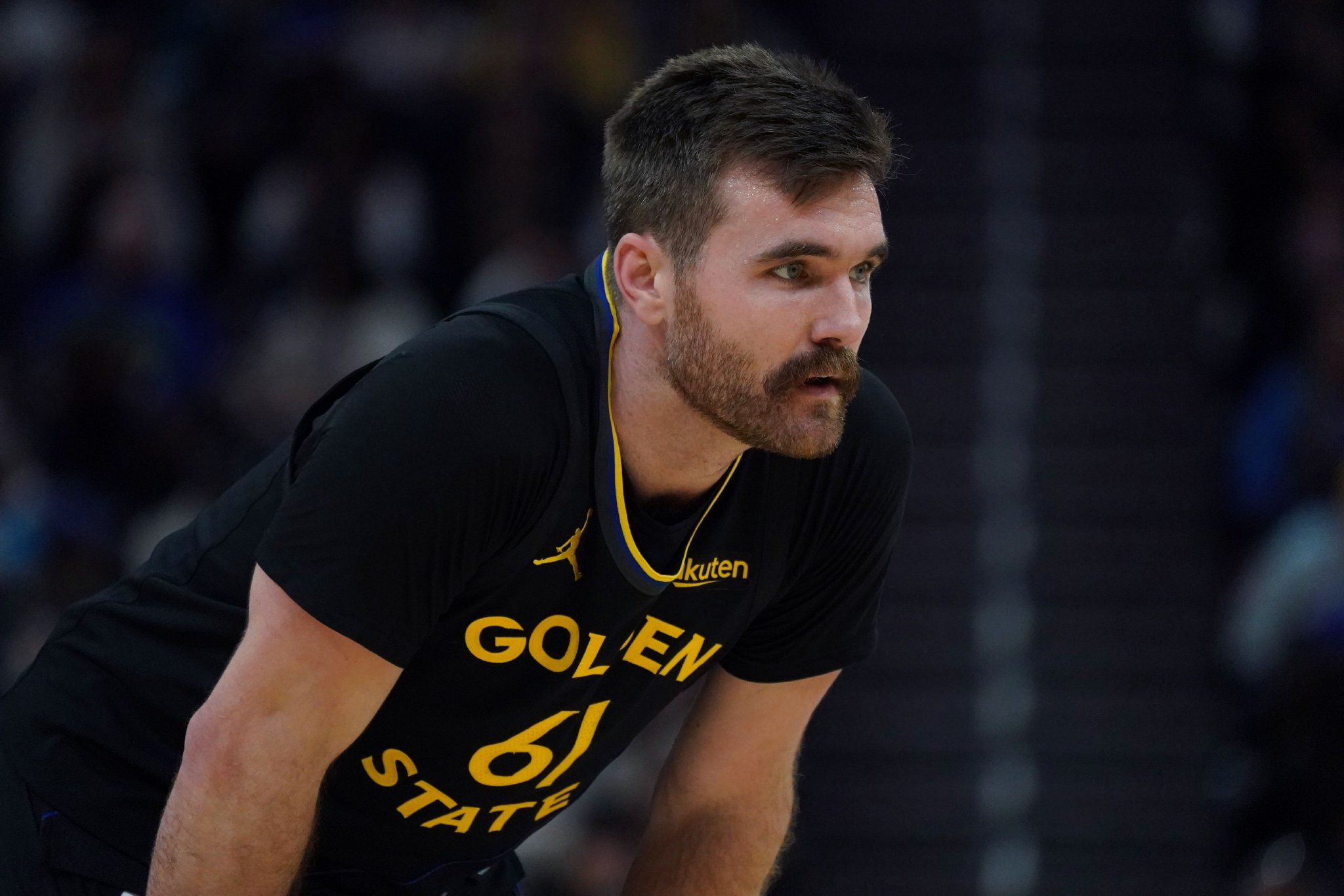 没办法中的办法了！斯潘塞各种硬解 半场7中4&三分2中2拿到10分