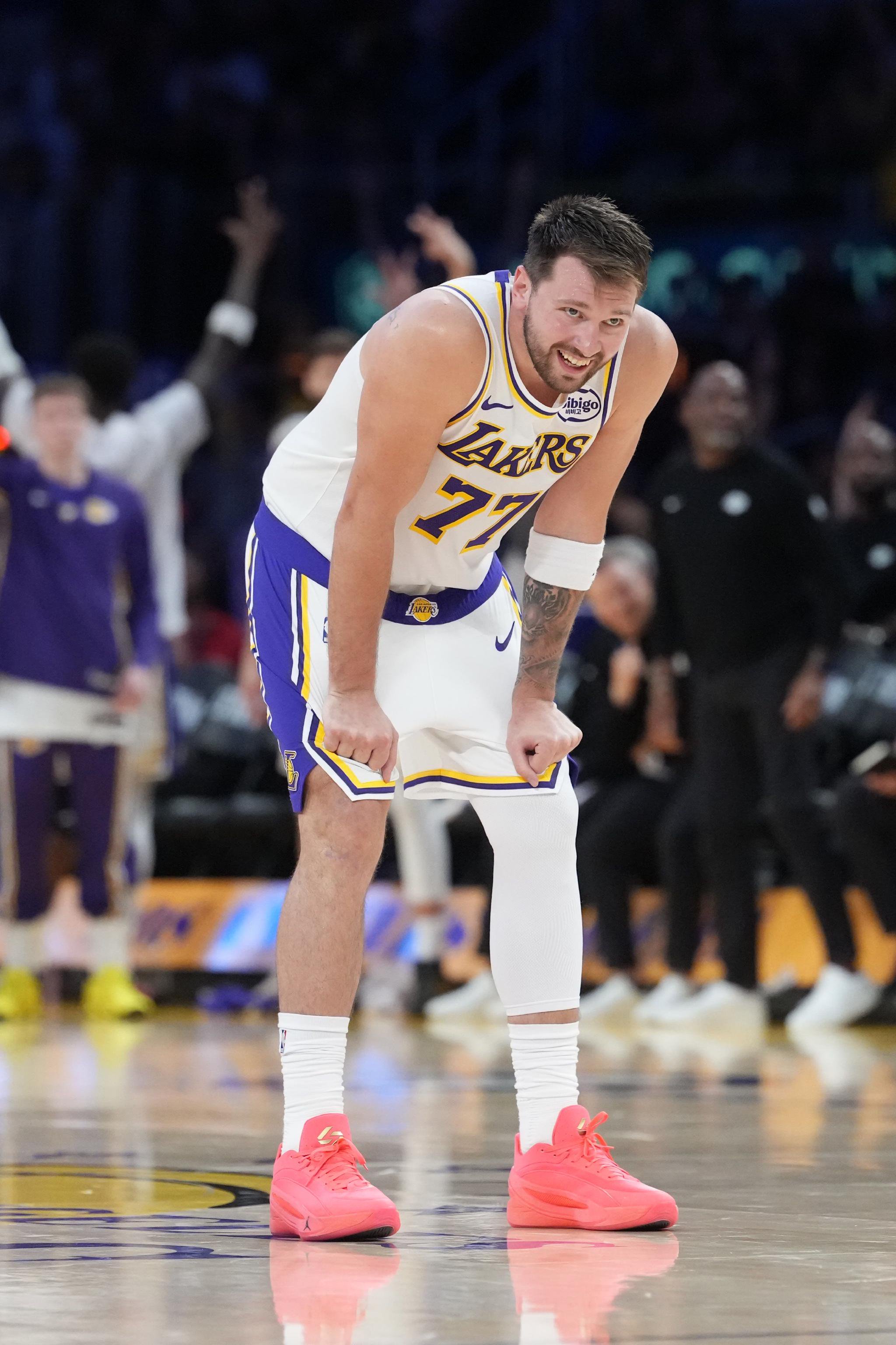 别再印象流了！东契奇对抗扎实&能跟住持球人 就看他自己想不想防