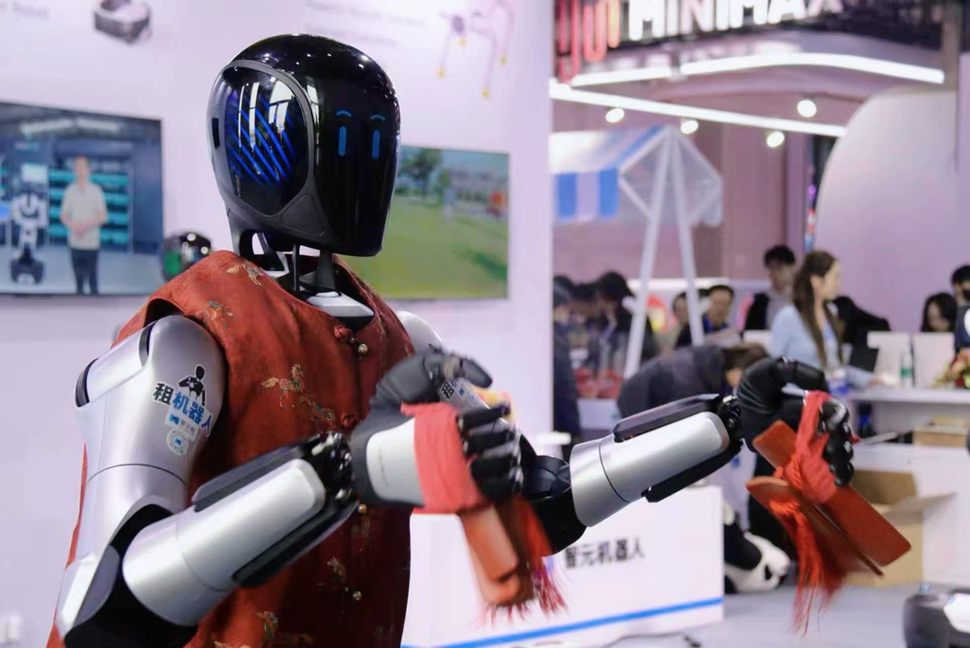 黄晓明、乐华娱乐联手入局 全球首个机器人租赁平台获亿元融资，估值达30亿丨新经济观察