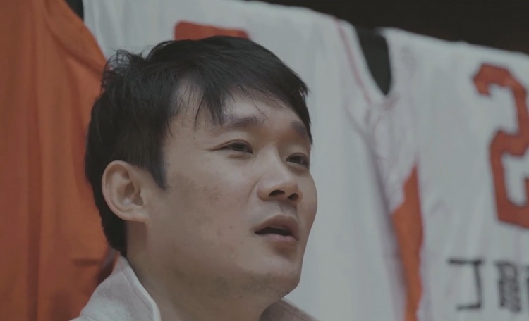 小丁：心情不好时都会回济南 但不敢去球馆 因为那代表着最好的我