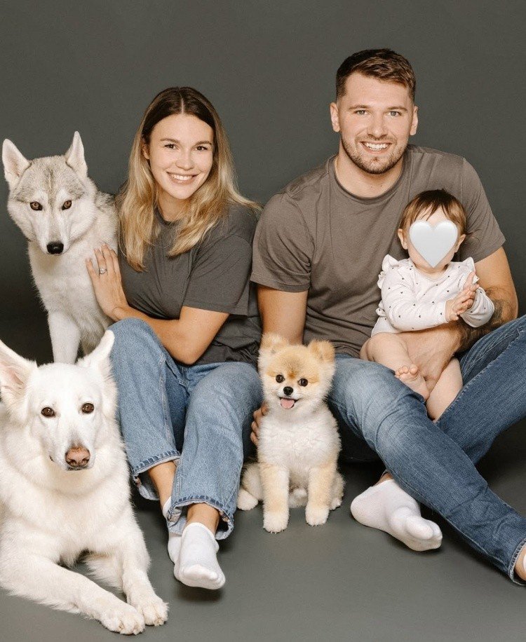 秋天至今只见到女儿们2天！东契奇：这就是生活 唯有打球让我平静