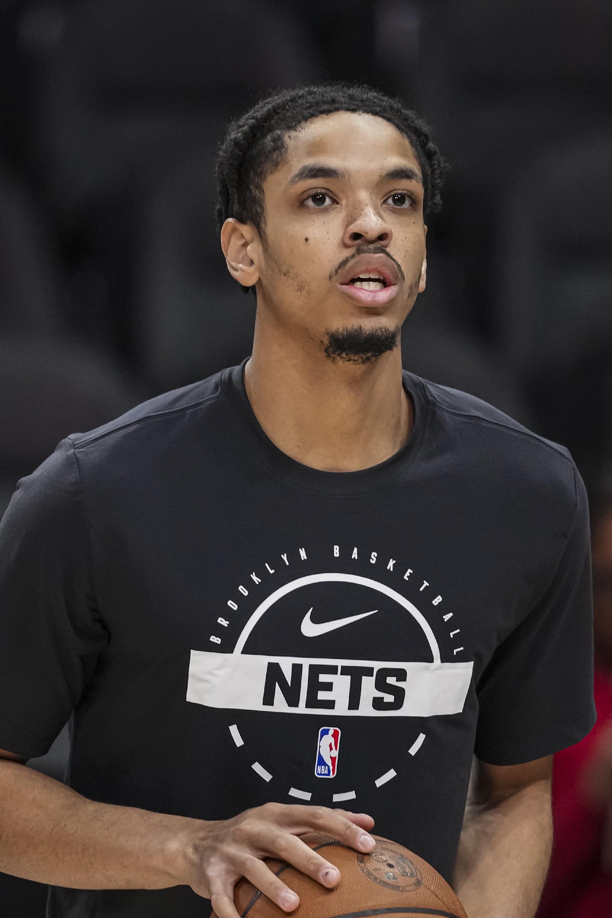 表现很不错！米诺特13中8得22分 三分火热9中6&末节命中3记三分