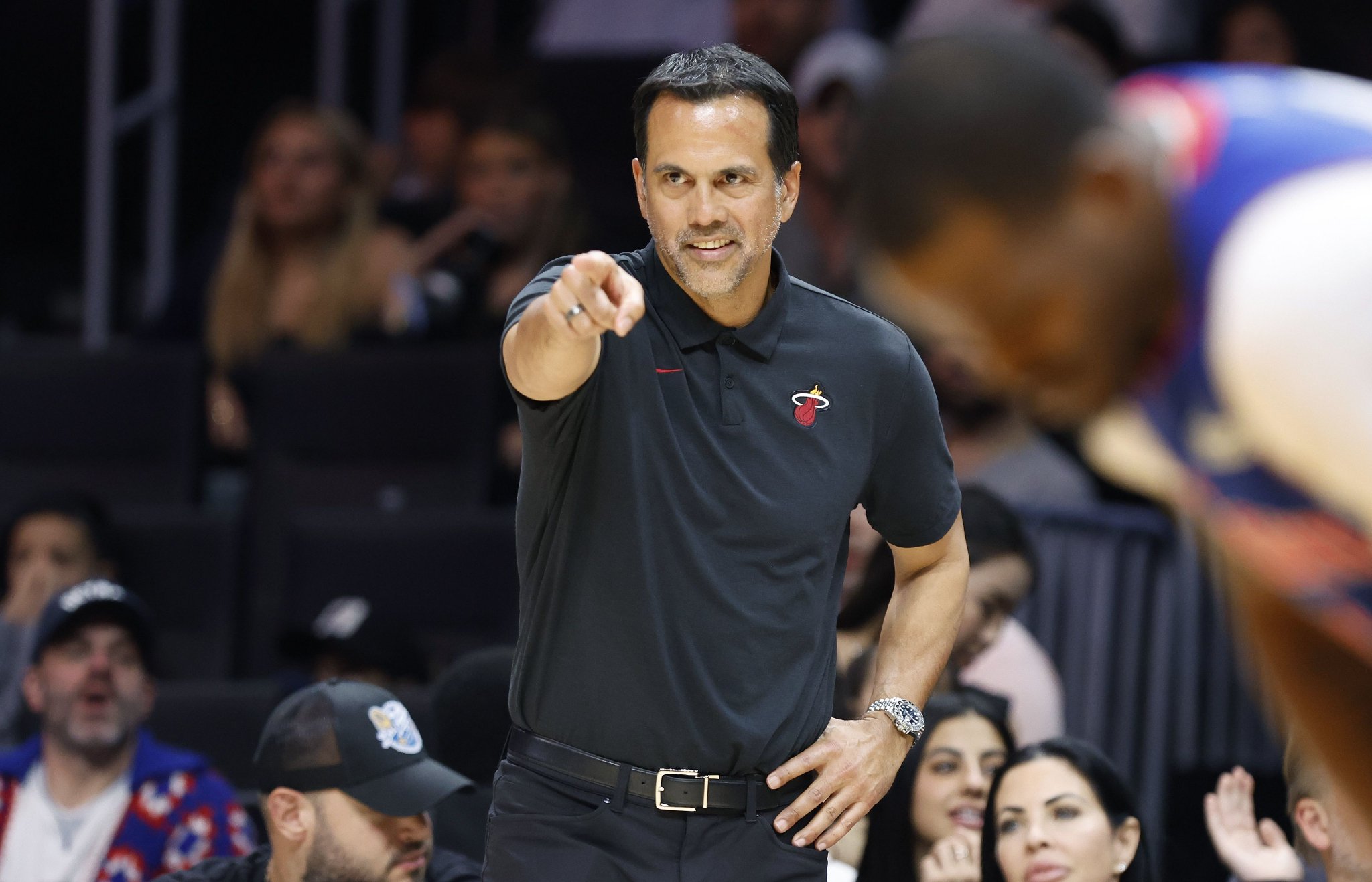 斯波：我们整场都展现了团队韧性 只是最后漏掉了卡位挡人