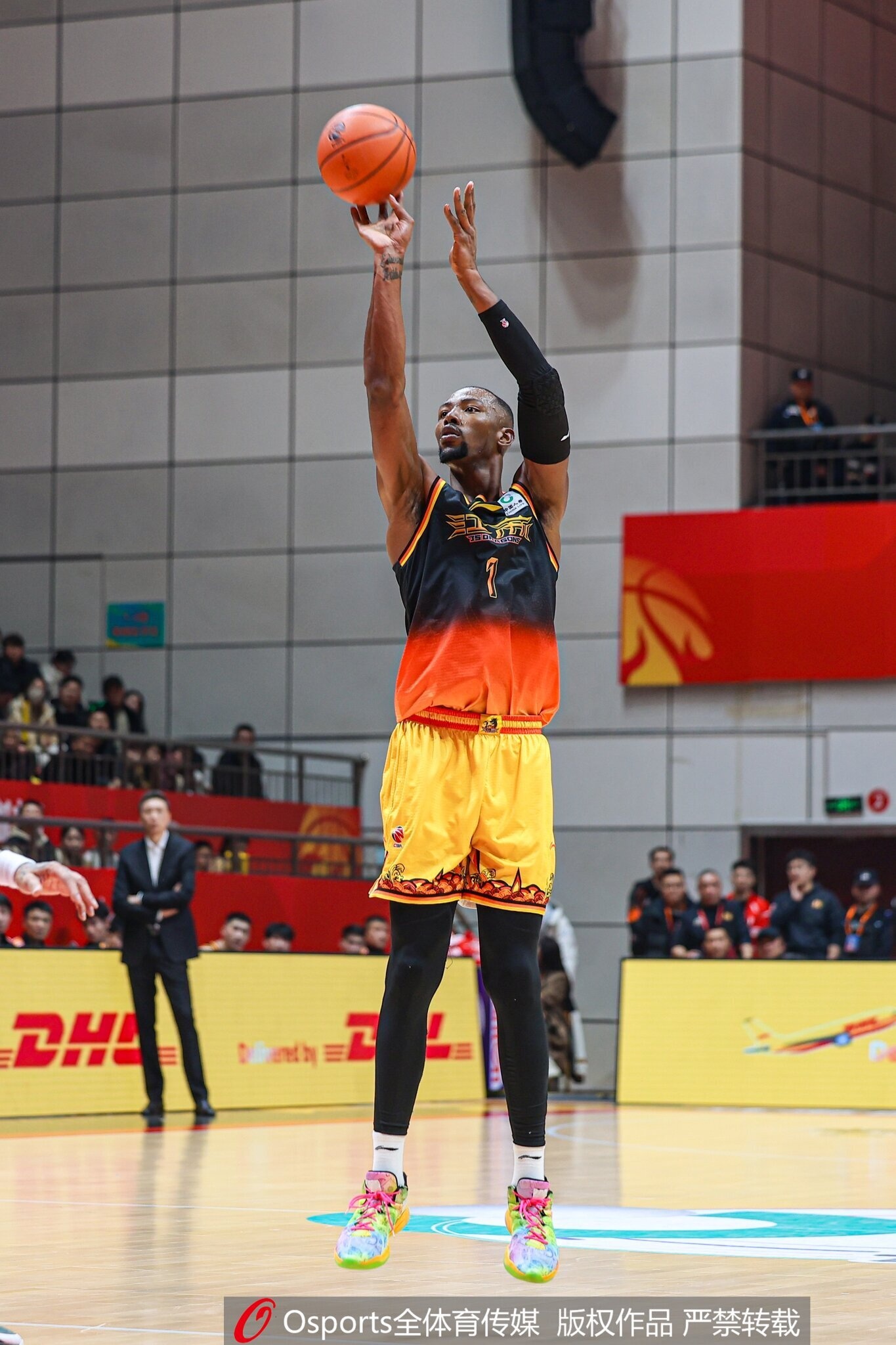 媒体人：江苏把广厦拖入加时  弱队实力不行可以用外援来凑