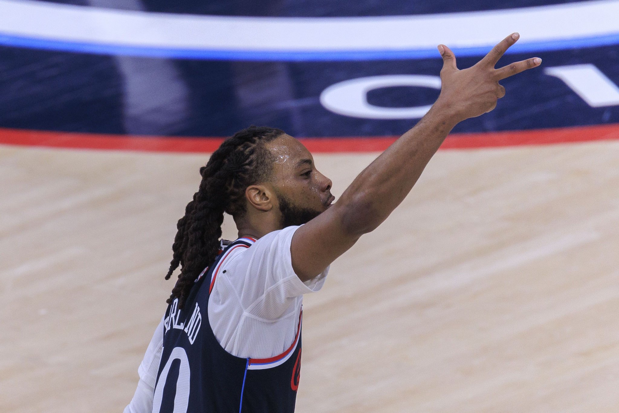 快船生涯最佳一战！加兰24中15&三分12中8 狂砍41分11助攻