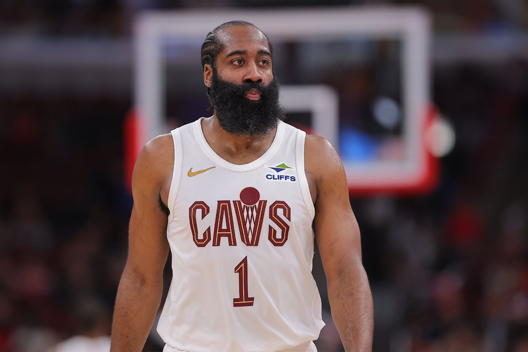 哈登：比赛不会一帆风顺我们还有问题需要修正 要继续赢下去