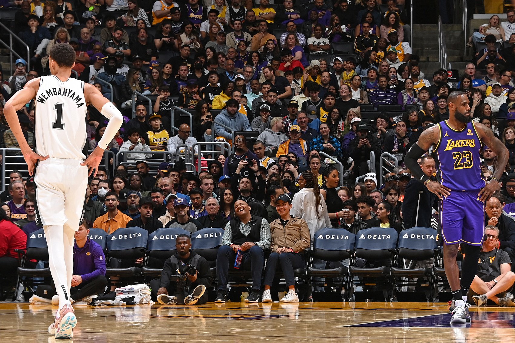 本赛季对阵胜率超5成球队胜场数：马刺31胜 雷霆29胜 湖人24胜