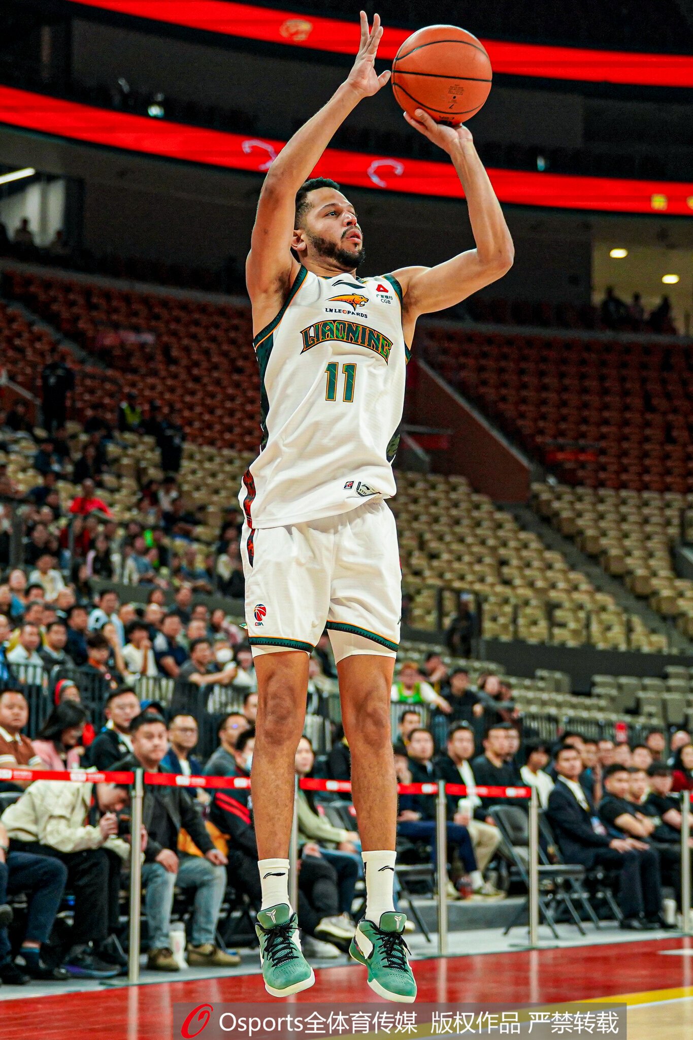 真不行！辽宁外援哈维替补9中1仅拿7分 2次犯规