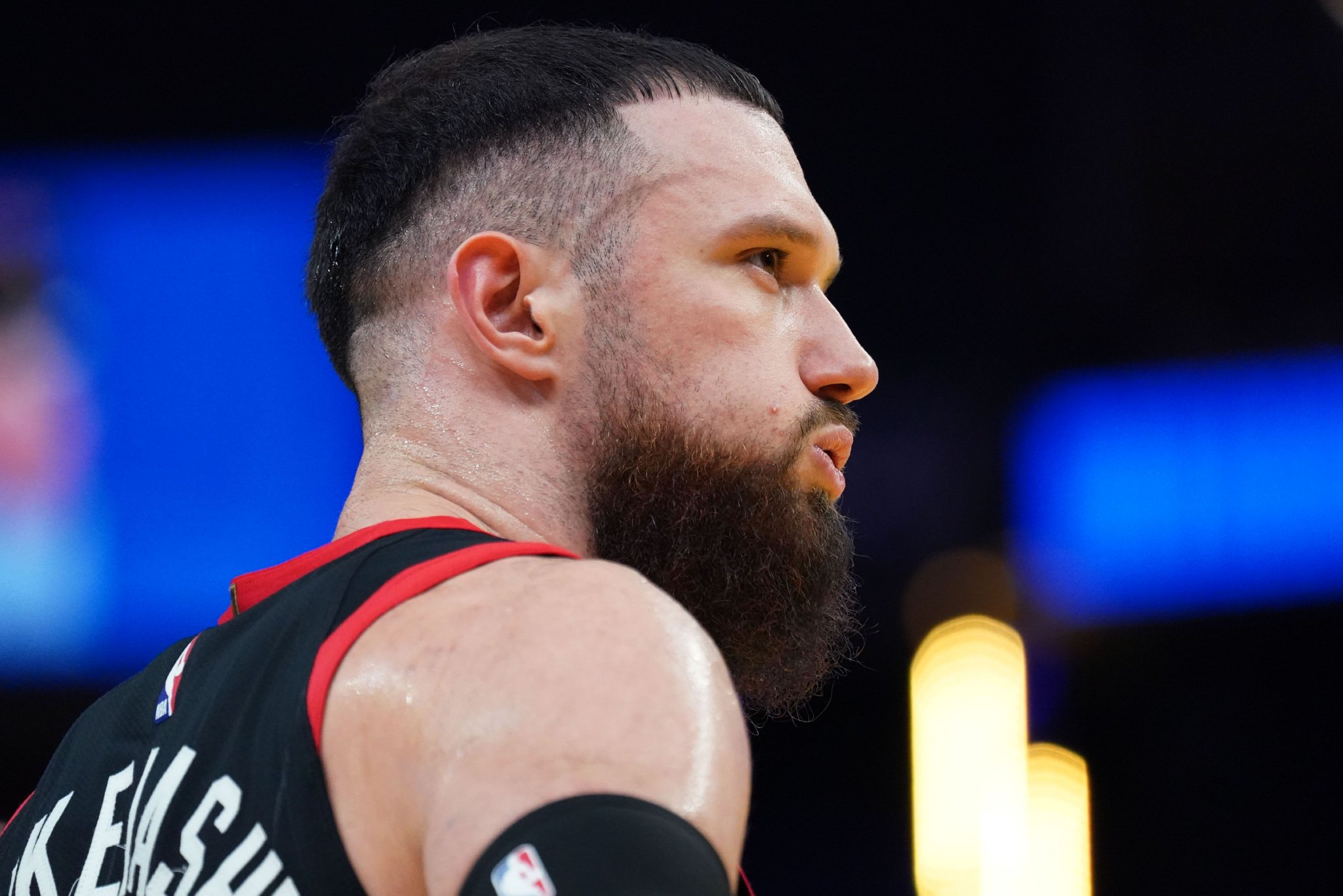 8中2得5分！猛龙主帅：马穆给球队带来巨大价值 相信他会找回手感