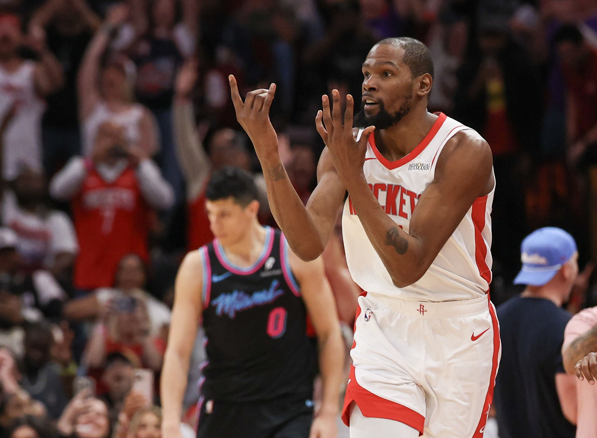 杜兰特：人们尊重得分记录是因为持久力很重要 数据应该得到尊重