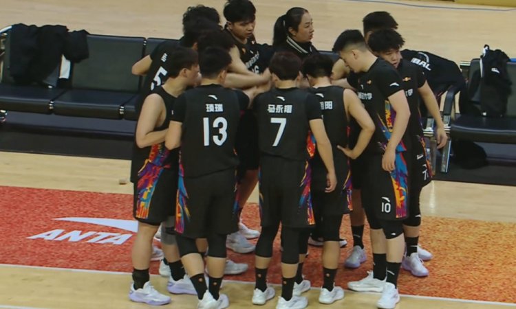 郑州大学4人15+大胜青海师大 郑家霖21+6+5 尼达喜琼22+10