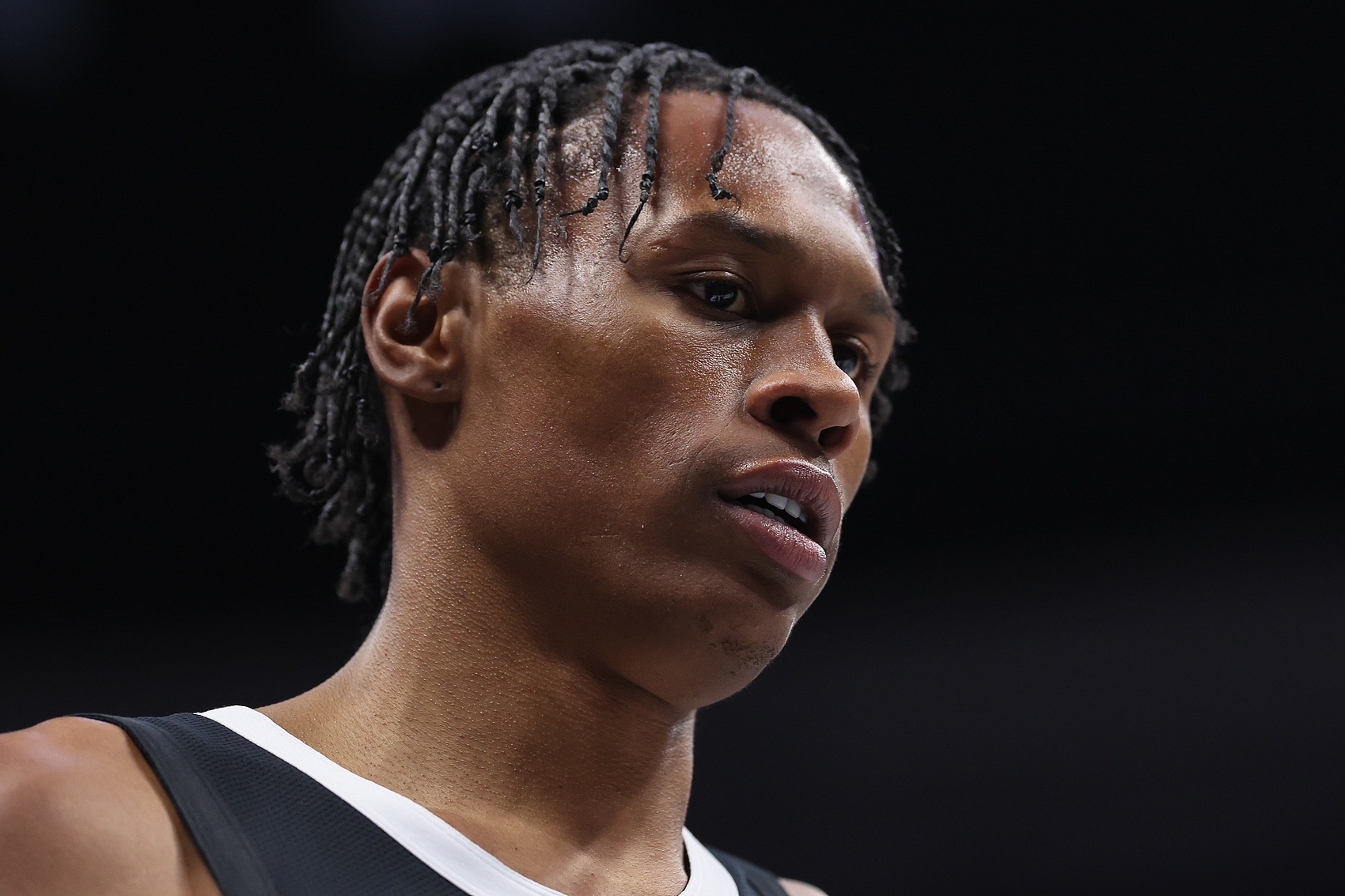 沃特森谈缺席6周：有时候挨一记重拳是好事 让我们变得更谦逊