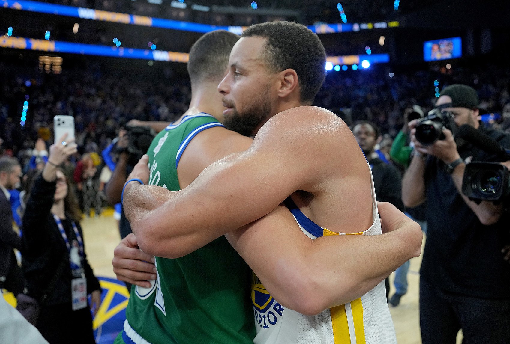 都是3连败！ESPN明日胜率预测：勇士为45.9% 独行侠54.1%稍占上风