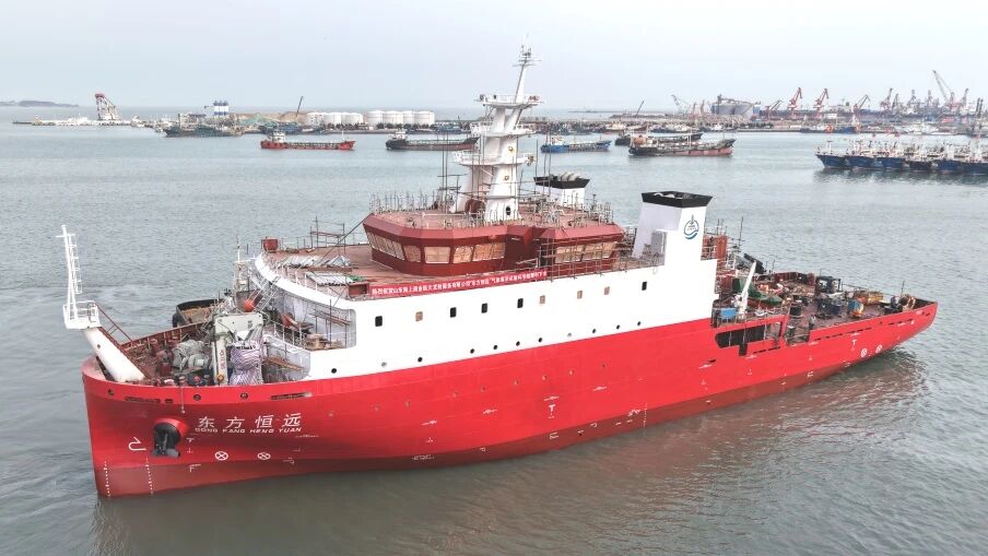 国内首艘海上航天发射指挥保障船“东方恒远”号下水