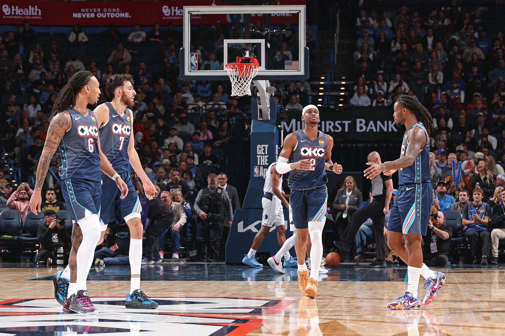 最新战力榜：雷霆&马刺列前二 湖人第6 火箭第8 骑士第9 勇士第20