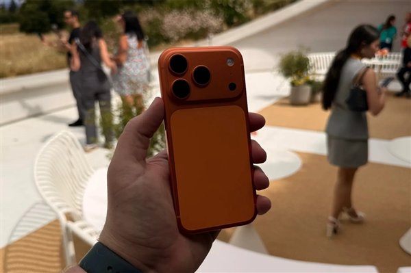 少刷手机就是在保养气血！该放下手机了