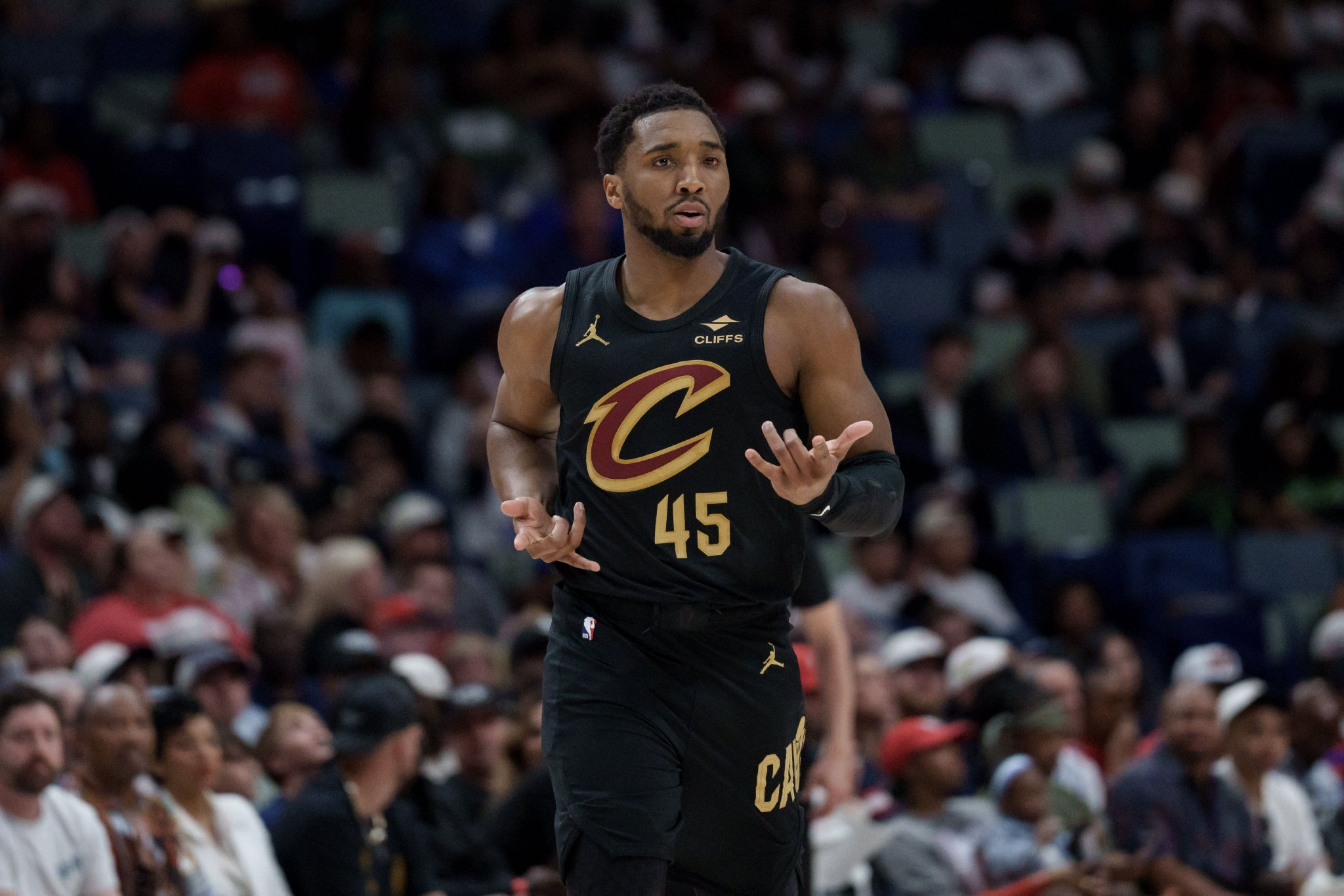 米切尔砍下生涯第34次40+ 追平韦德 并列历史第36位