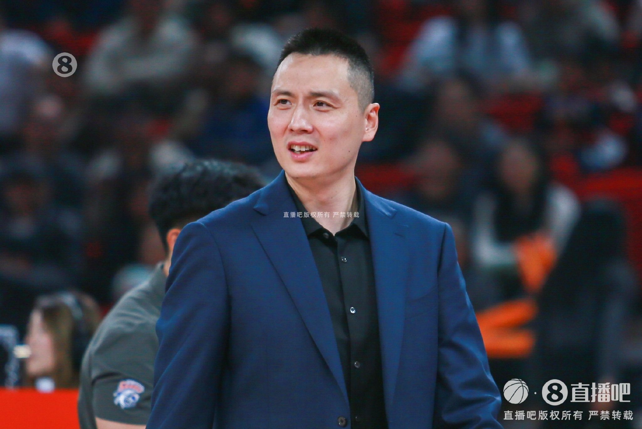 卢伟：我们目前打球的12个人都很有能力 把攻防细节完成得很好