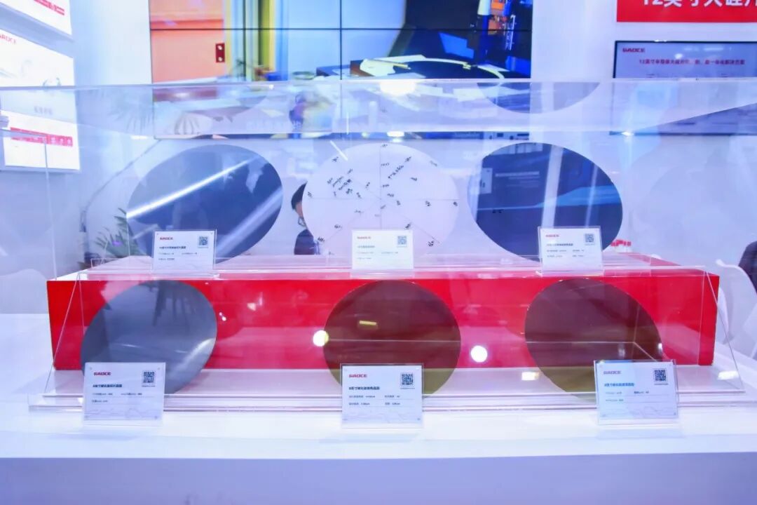 SEMICON China2026:高测股份展示12英寸大硅片切倒磨核心能力|半导体|一体化|半导体相关基金|第三代半导体|测深_新浪新闻
