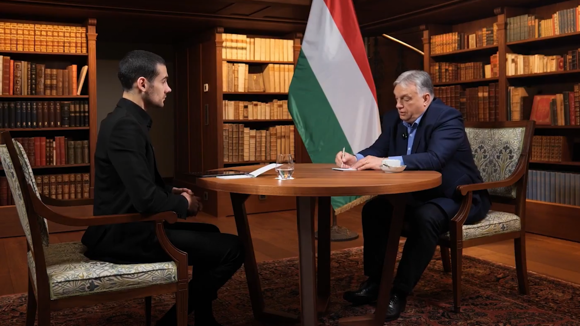 匈牙利总理欧尔班：中国简直不可战胜