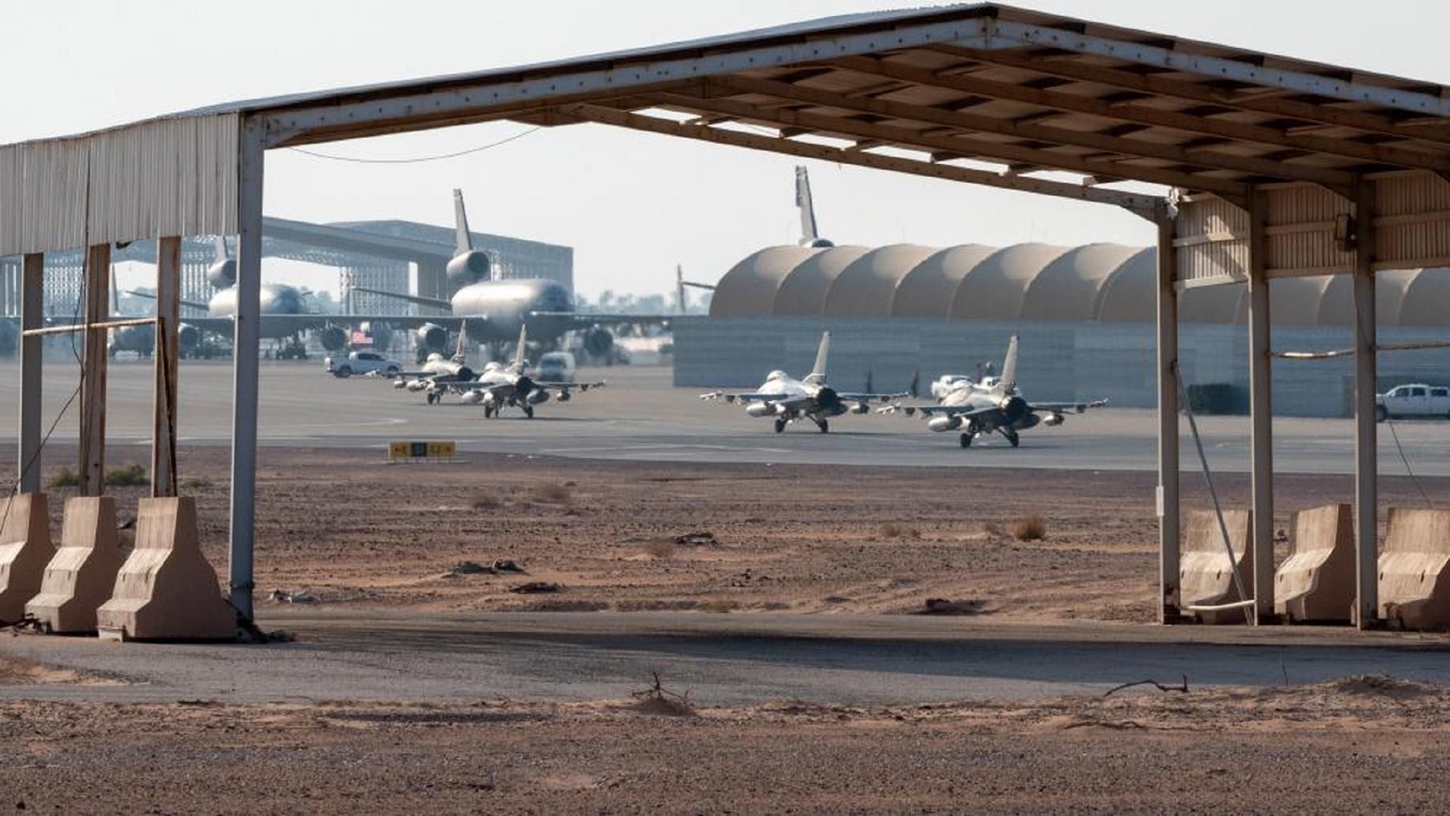 美官员称伊朗袭击沙特境内美军基地致多人受伤