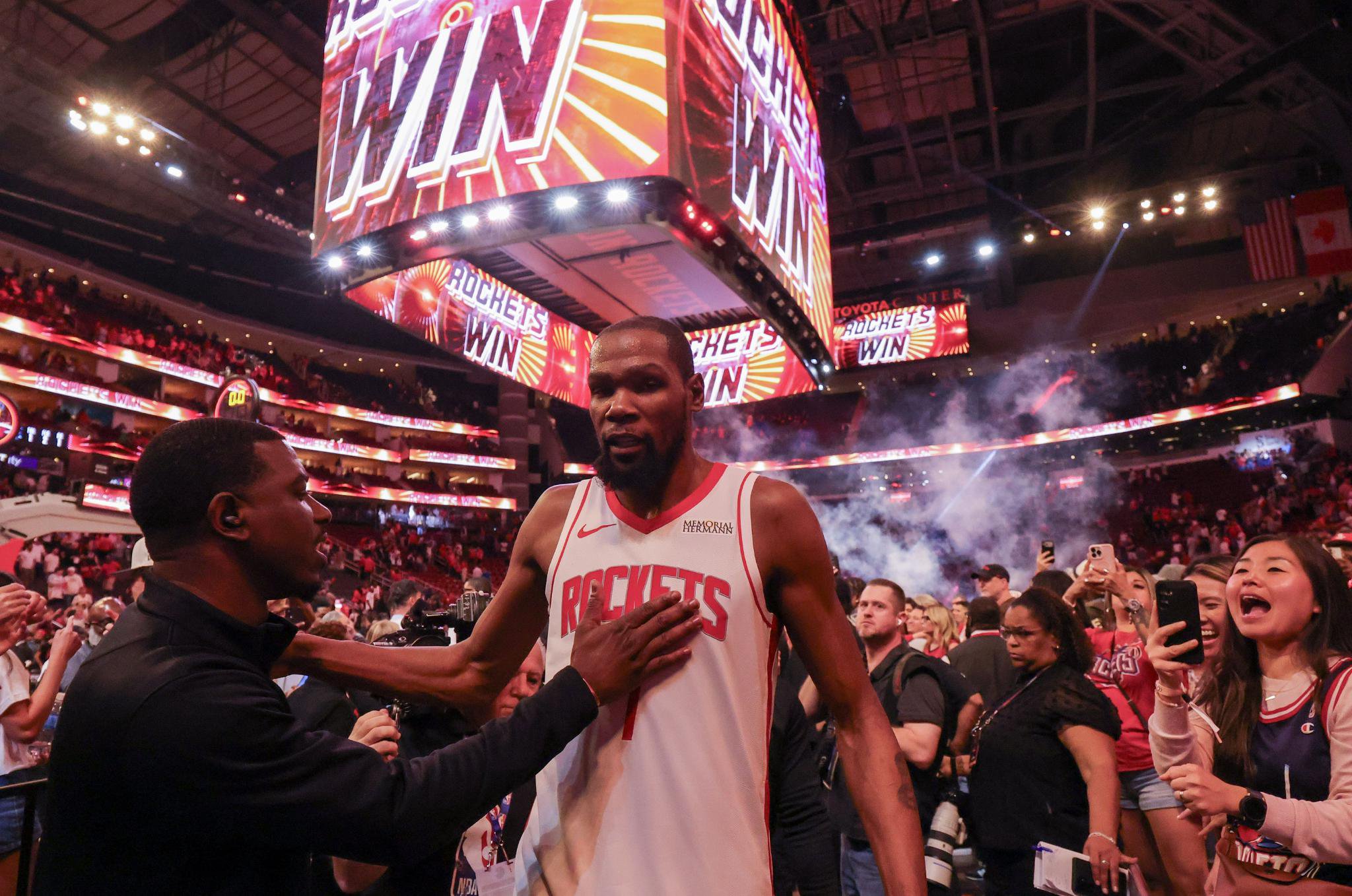 肯扬·马丁：KD仍能场均25分 未来2、3年他就是历史前3的得分手