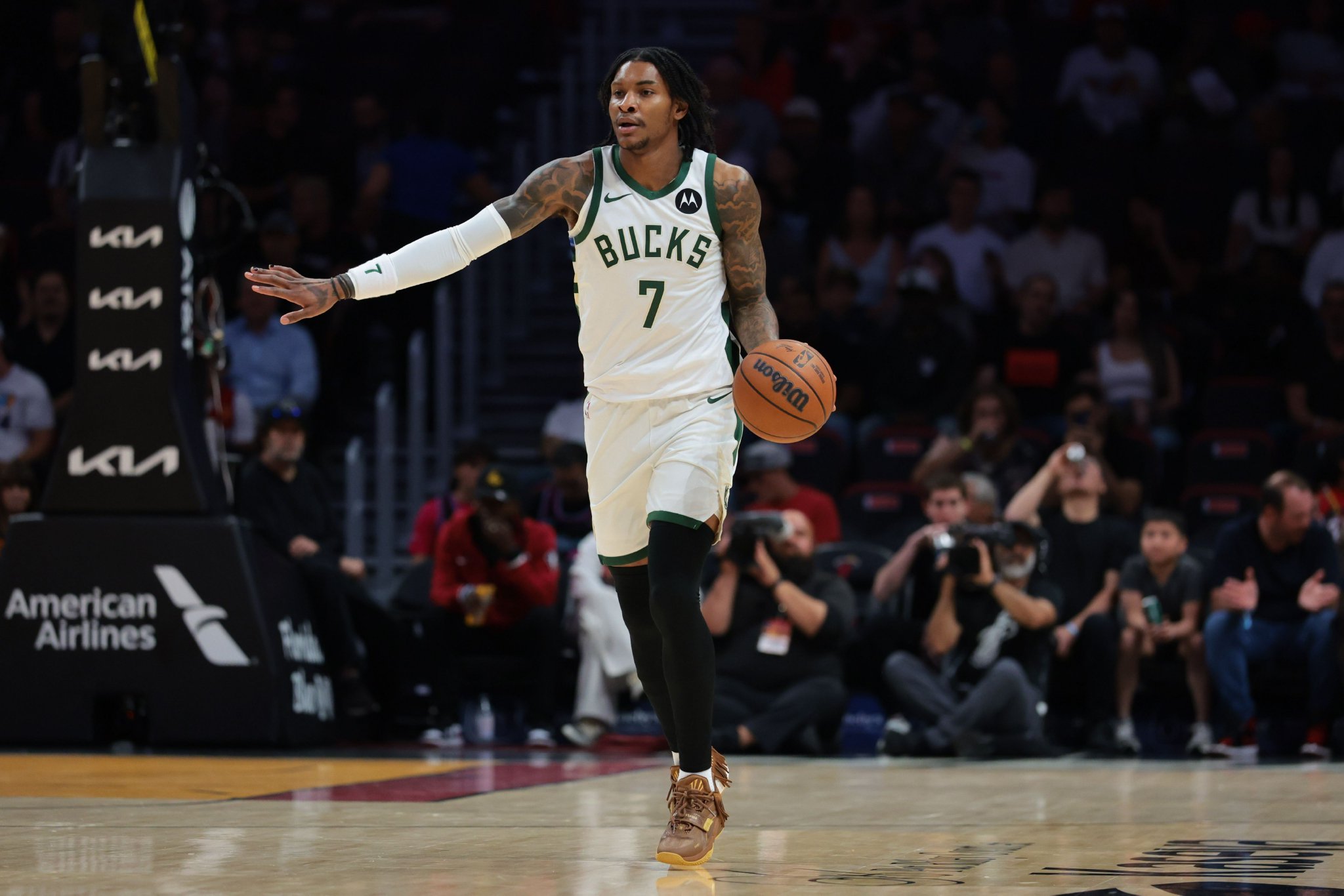 雄鹿基本无缘季后赛！老里：小凯文·波特预计缺席本赛季剩余比赛